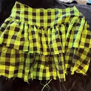 Hot Topic Checkered Mini Skirt in Lime and Black